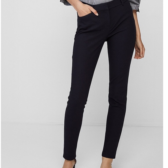 Express Pants - Express, mid-rise skinny pant. Black. Size 4R